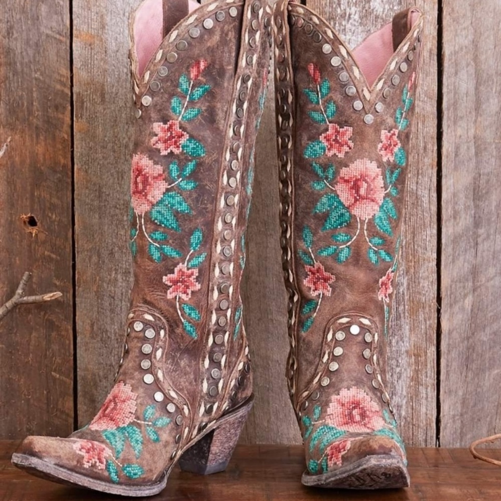 NIB Junk Gypsy by Lane Wild Stitch boots Size 7